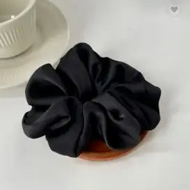 Swoon Beauty - Satin Scrunchie